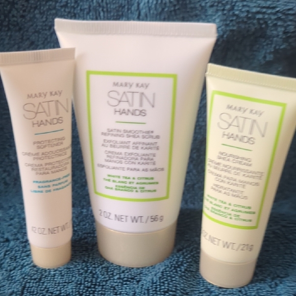 Mary Kay Other - Mary Kay Satin Hands Trio - White and Cream